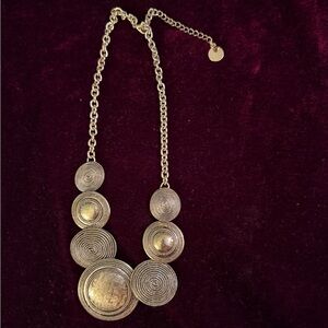 Elegant Gold Statement Necklace